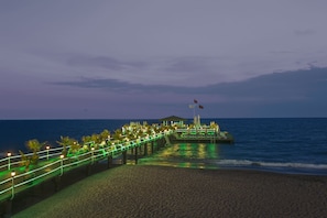 Sun deck