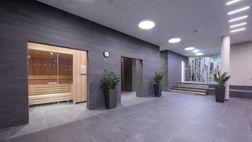 Sauna, masajes con piedras calientes, masajes deportivos, reflexología