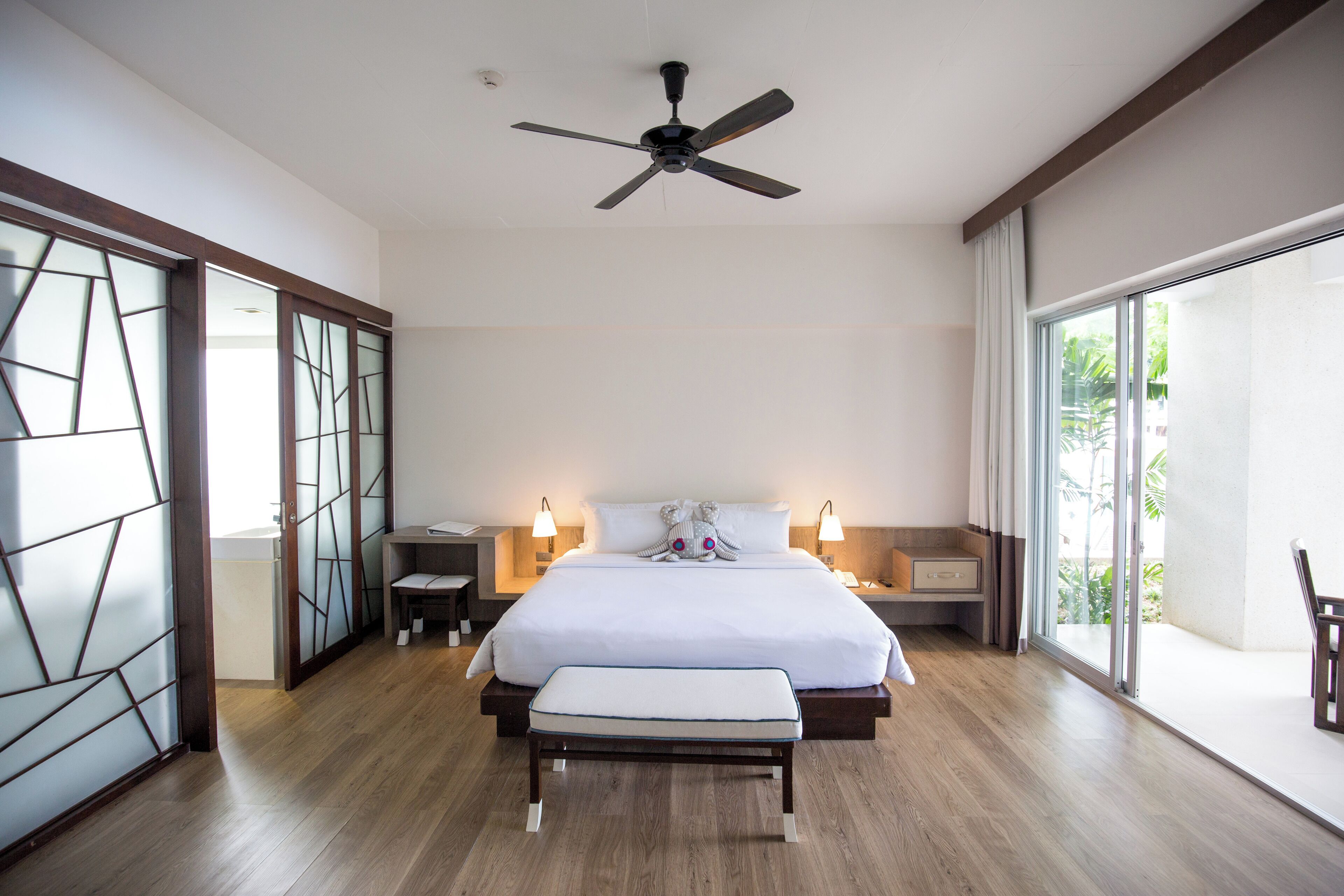 Executive Suite | Caja de seguridad en la habitación y decoración personalizada 