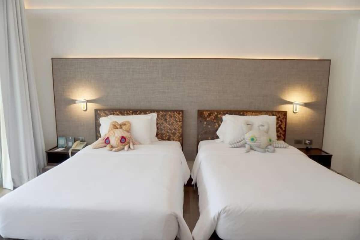 1 bedroom, in-room safe, individually decorated, individually furnished