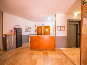 Reception - Apartaments AR Santa Anna II (Lloret de Mar)