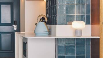 Electric kettle, eco-friendly cleaning products