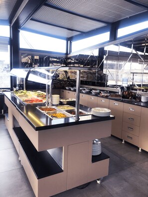 Gratis frukostbuffé varje dag 