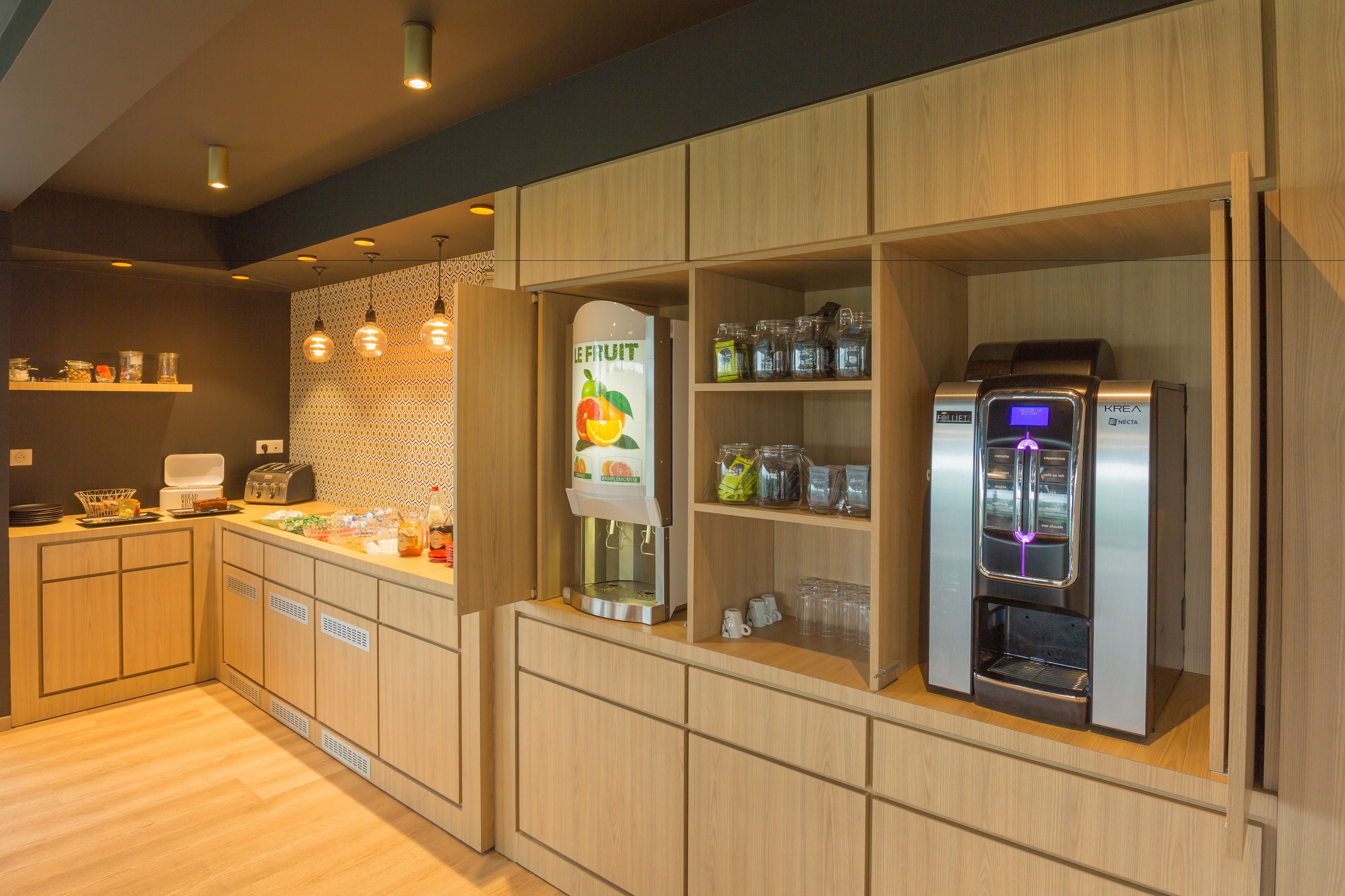 daily buffet breakfast (eur 12 per person)