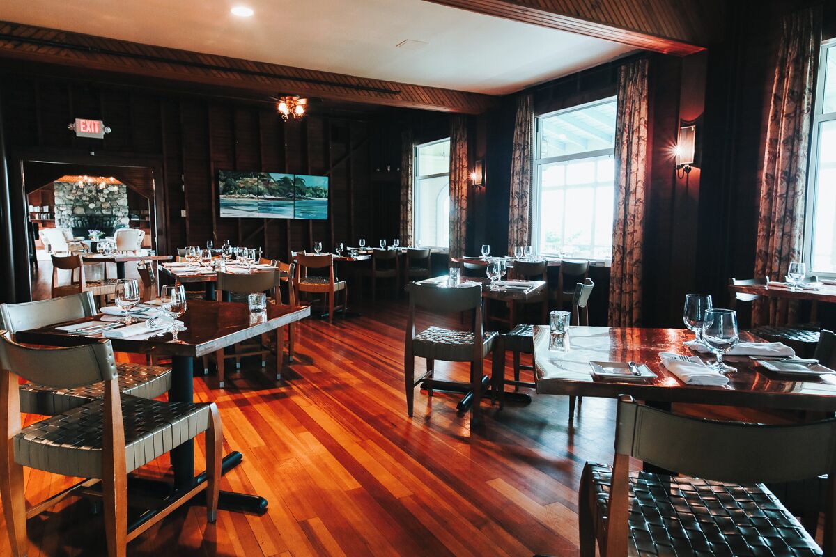 breakfast, lunch, dinner served; american cuisine, sea views