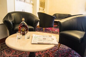 Lobby sitting area - Hotel San Clemente (Santarcangelo di Romagna)