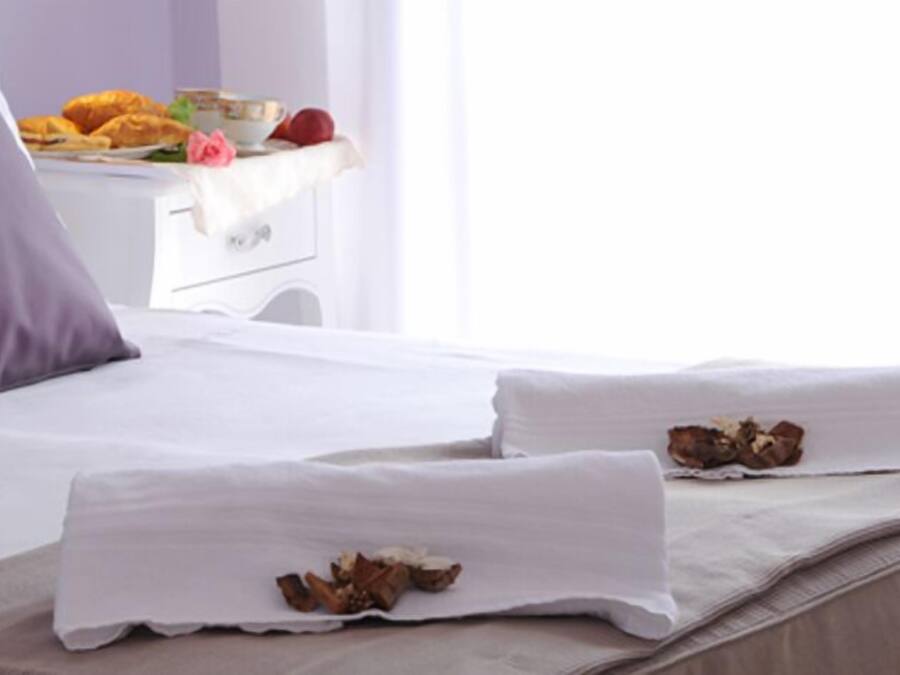 Minibar, in-room safe, desk, blackout drapes