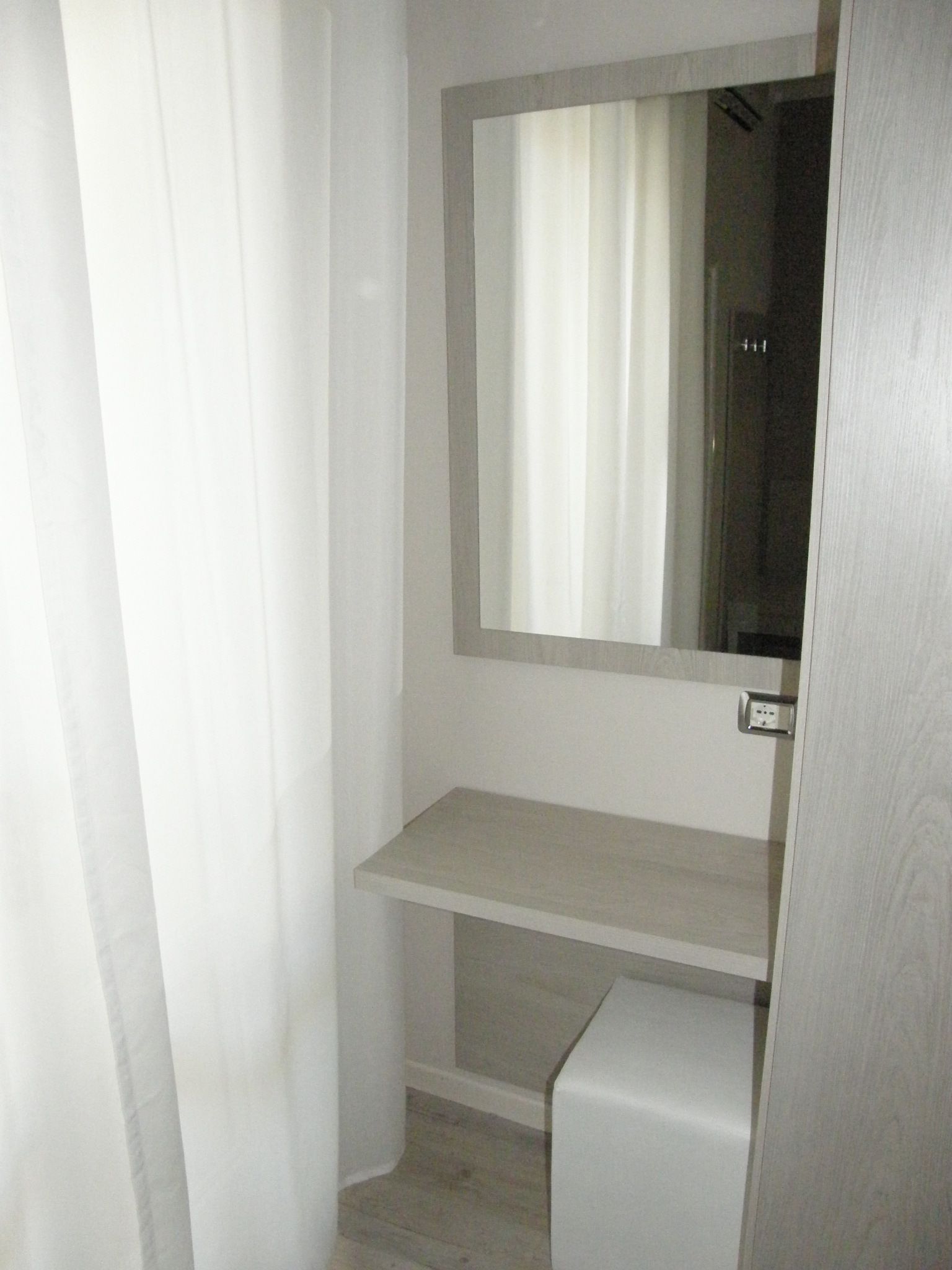 economy quadruple room | 1 bedroom, in-room safe, desk, soundproofing