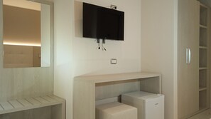 Doppelzimmer | Zimmersafe, Schreibtisch, schallisolierte Zimmer, kostenloses WLAN