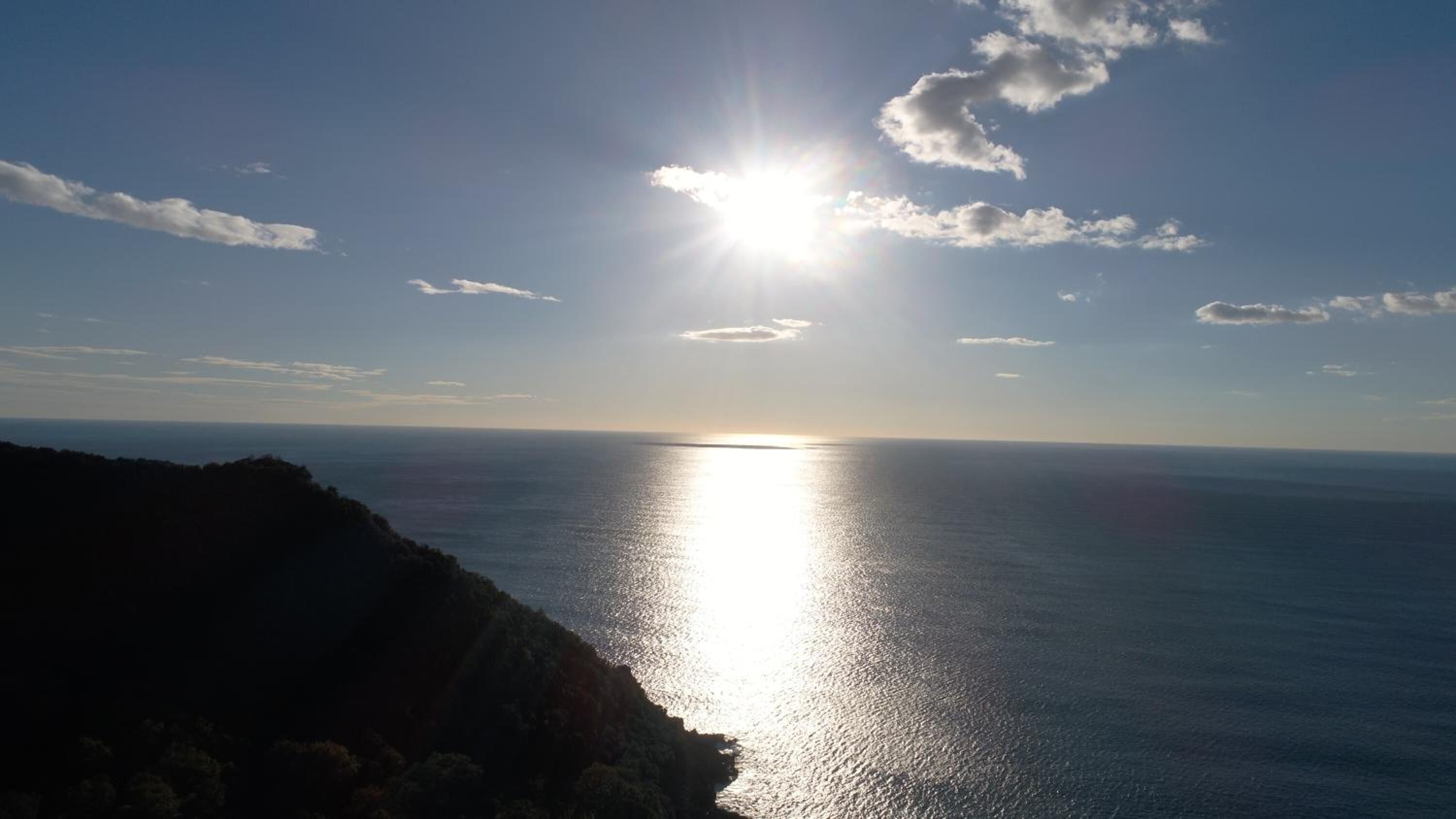 private beach nearby, white sand, beach cabanas, sun-loungers