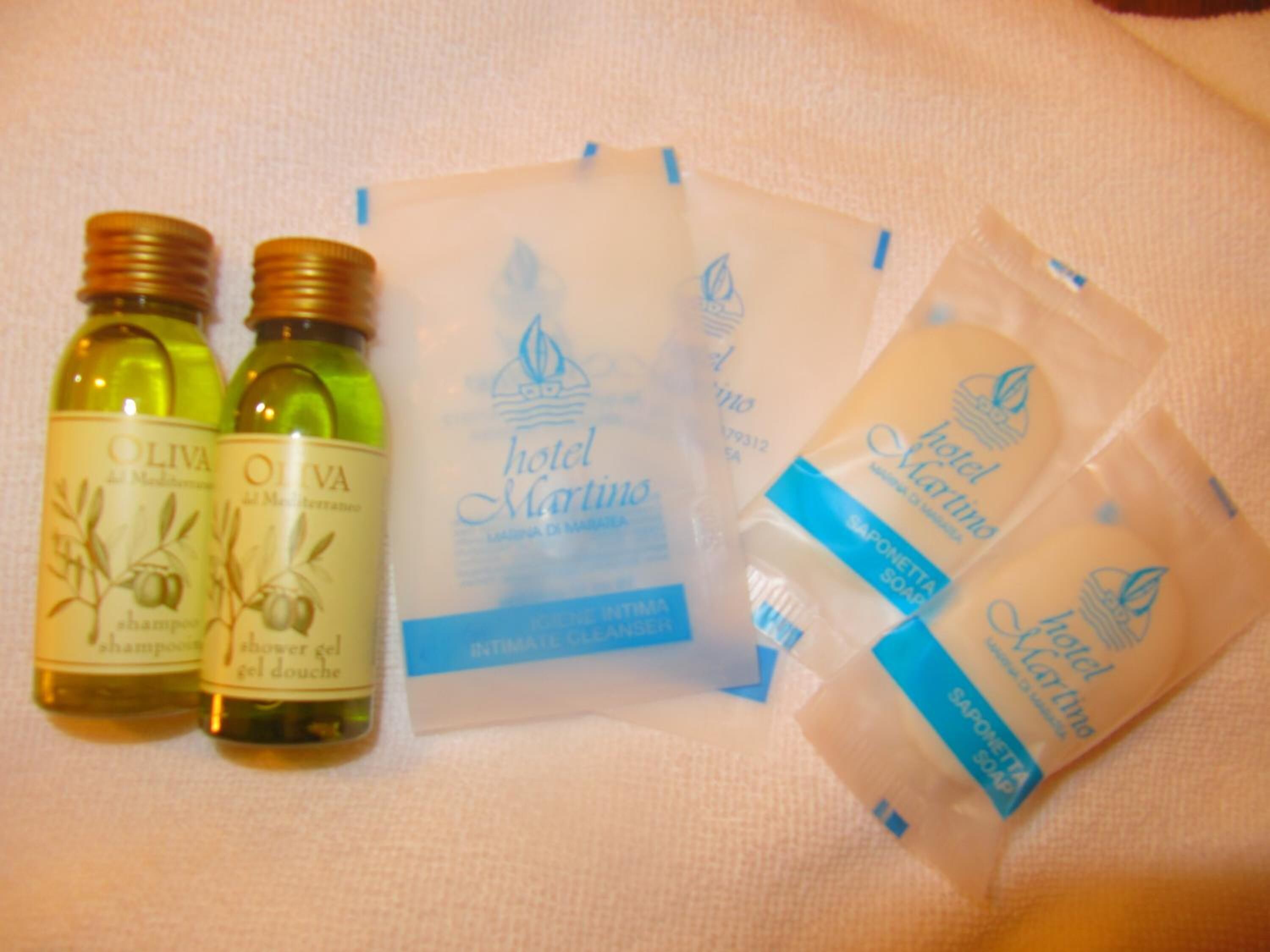 shower, designer toiletries, hair dryer, bidet