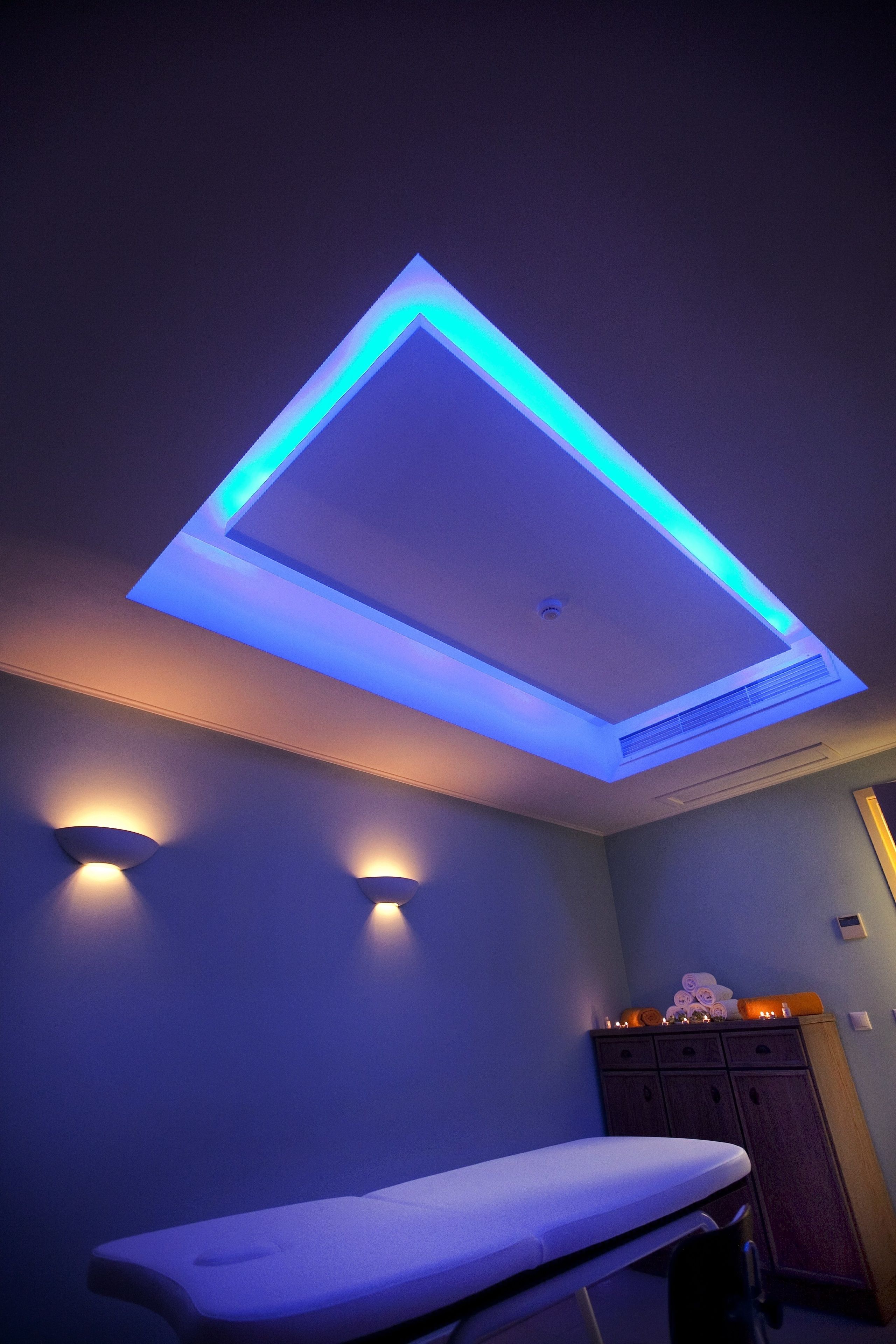 Sauna, body treatments, hydrotherapy, aromatherapy, body scrubs, facials