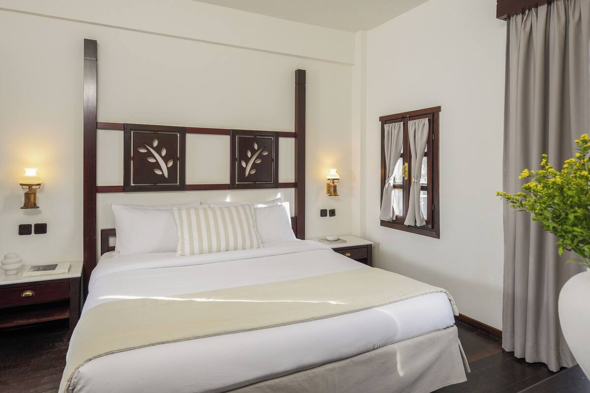 Two Bedroom Suite Sea View | In-room safe, soundproofing, bed sheets