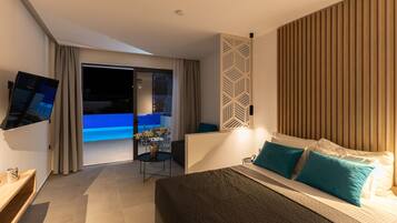 Suite, Private Pool, Pool View | In-room safe, desk, soundproofing, free WiFi