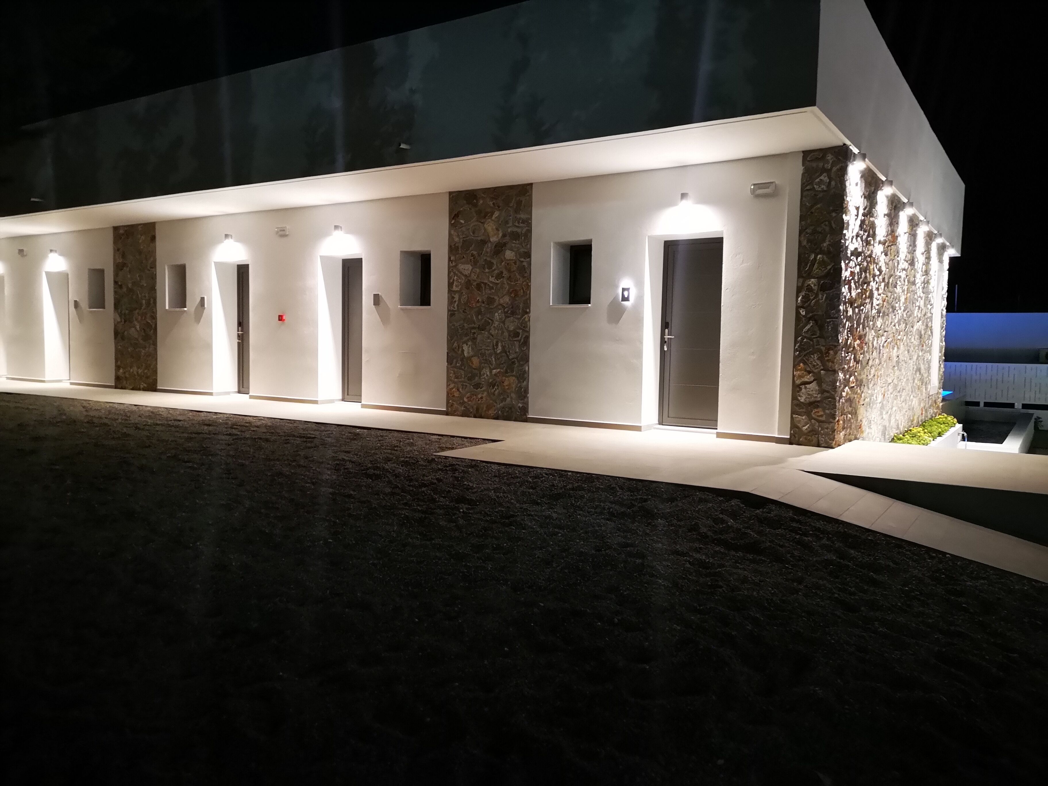 suite, private pool, pool view | in-room safe, desk, soundproofing, free wifi