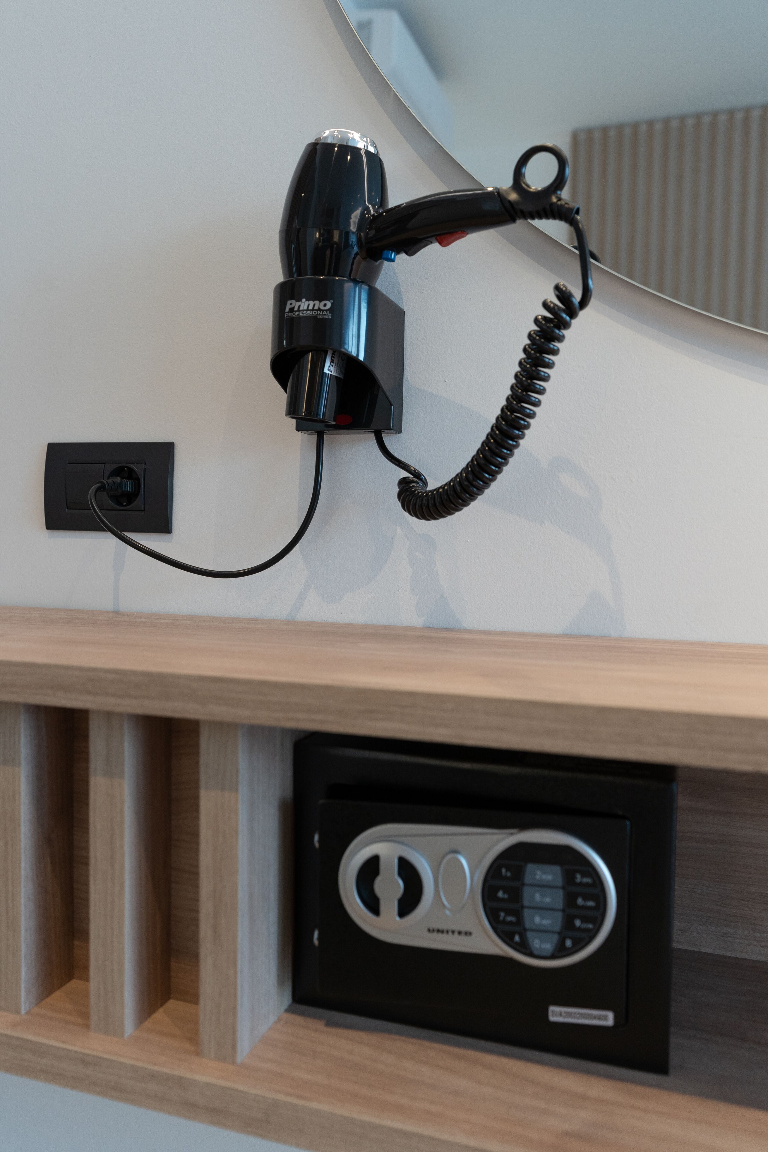 suite, private pool, pool view | in-room safe, desk, soundproofing, free wifi