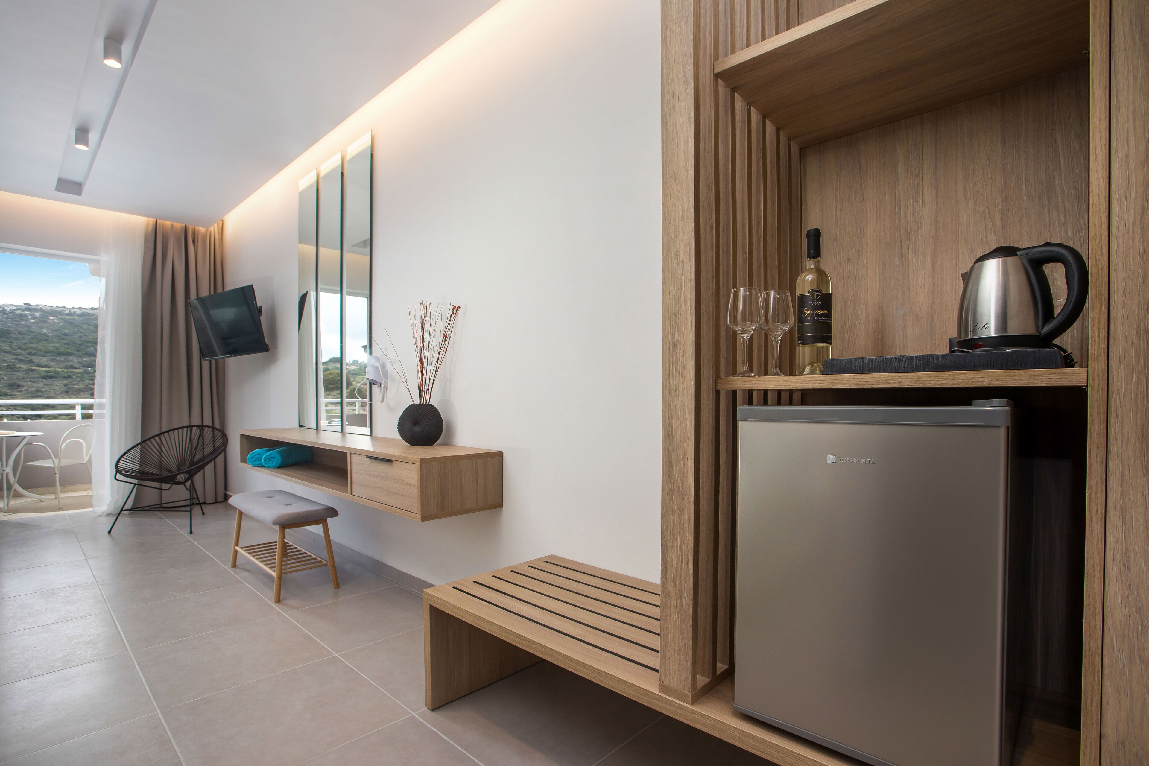 superior room, pool view | in-room safe, desk, soundproofing, free wifi