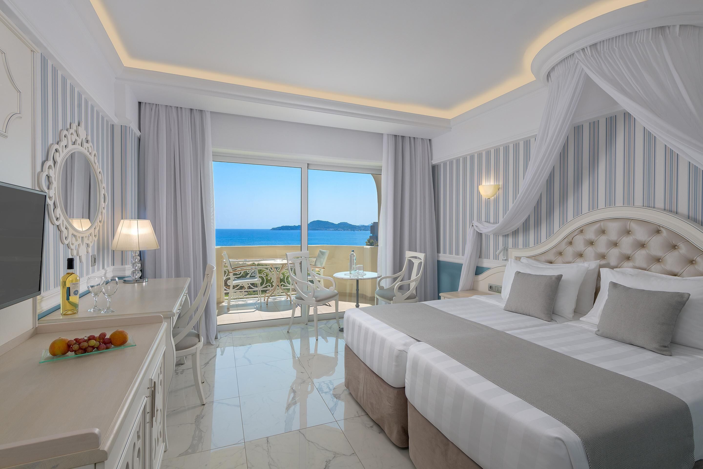 Superior Room, Sea View | 1 bedroom, hypo-allergenic bedding, in-room safe, desk