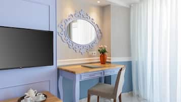 Junior Suite, Sea View | Interior