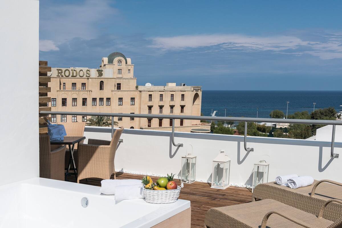 Panoramic Suite with open-air Jacuzzi | Terrasse/patio