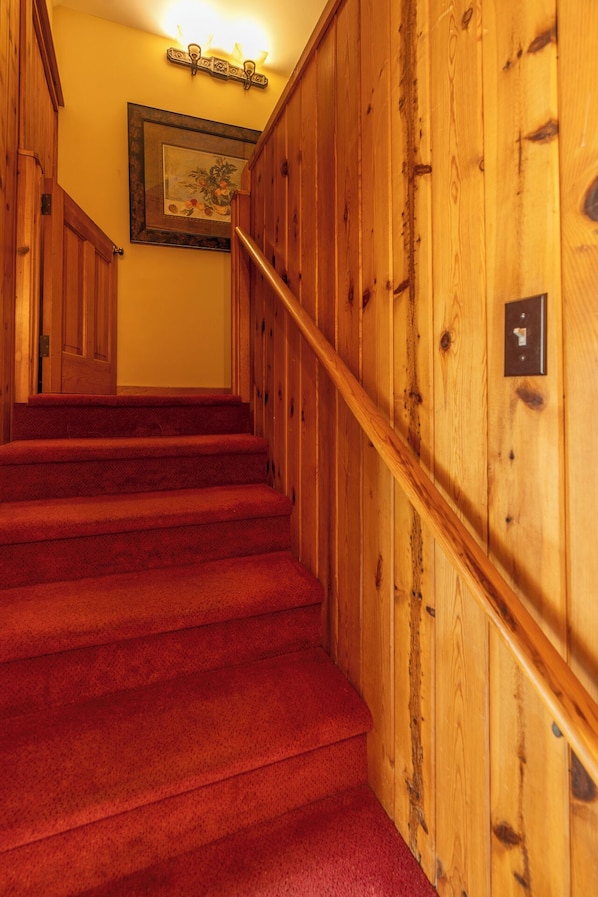 Executive Suite, 1 King Bed, Terrace | 1 bedroom, premium bedding, soundproofing, iron/ironing board