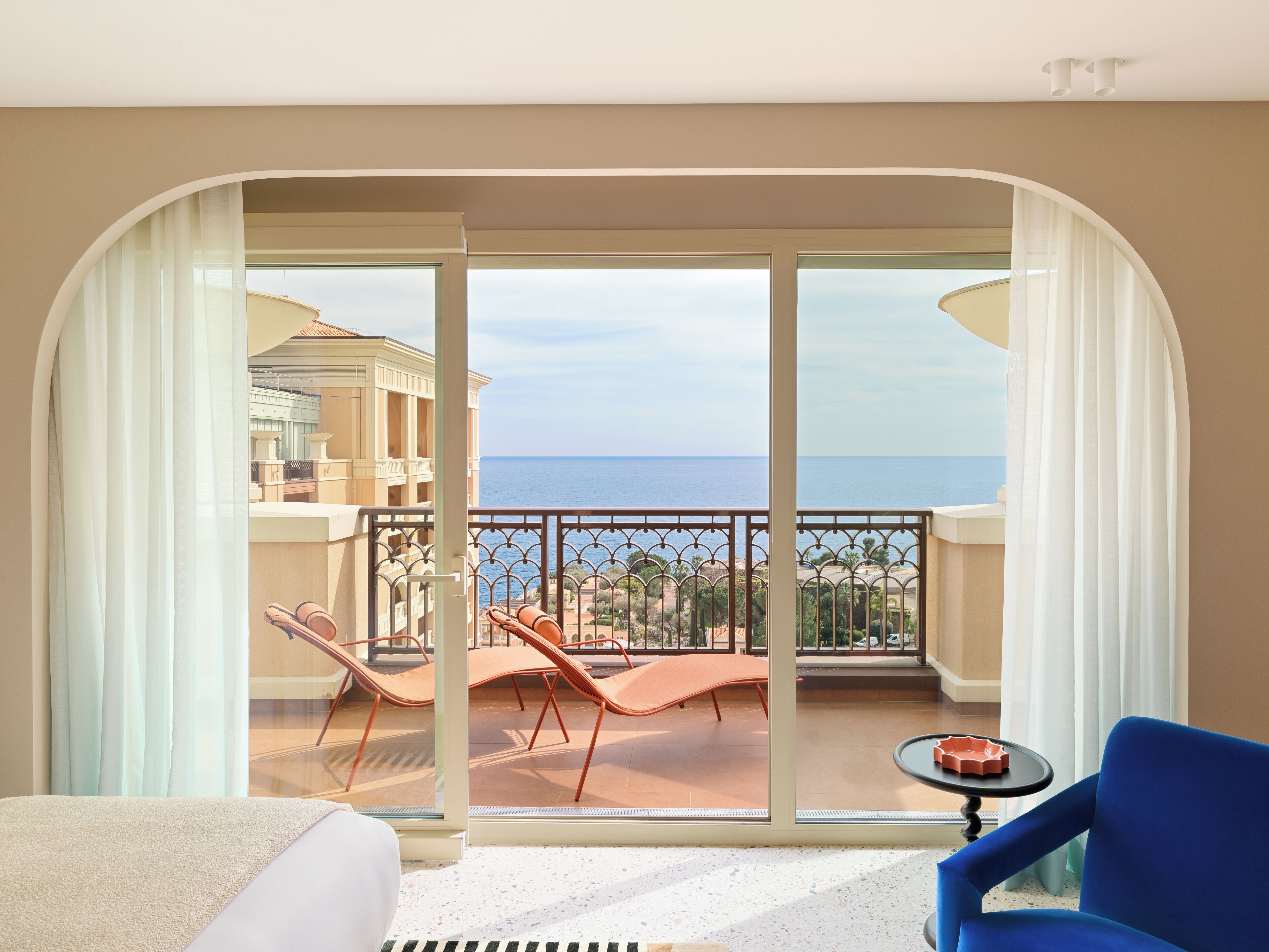 suite, sea view | premium bedding, minibar, in-room safe, individually decorated