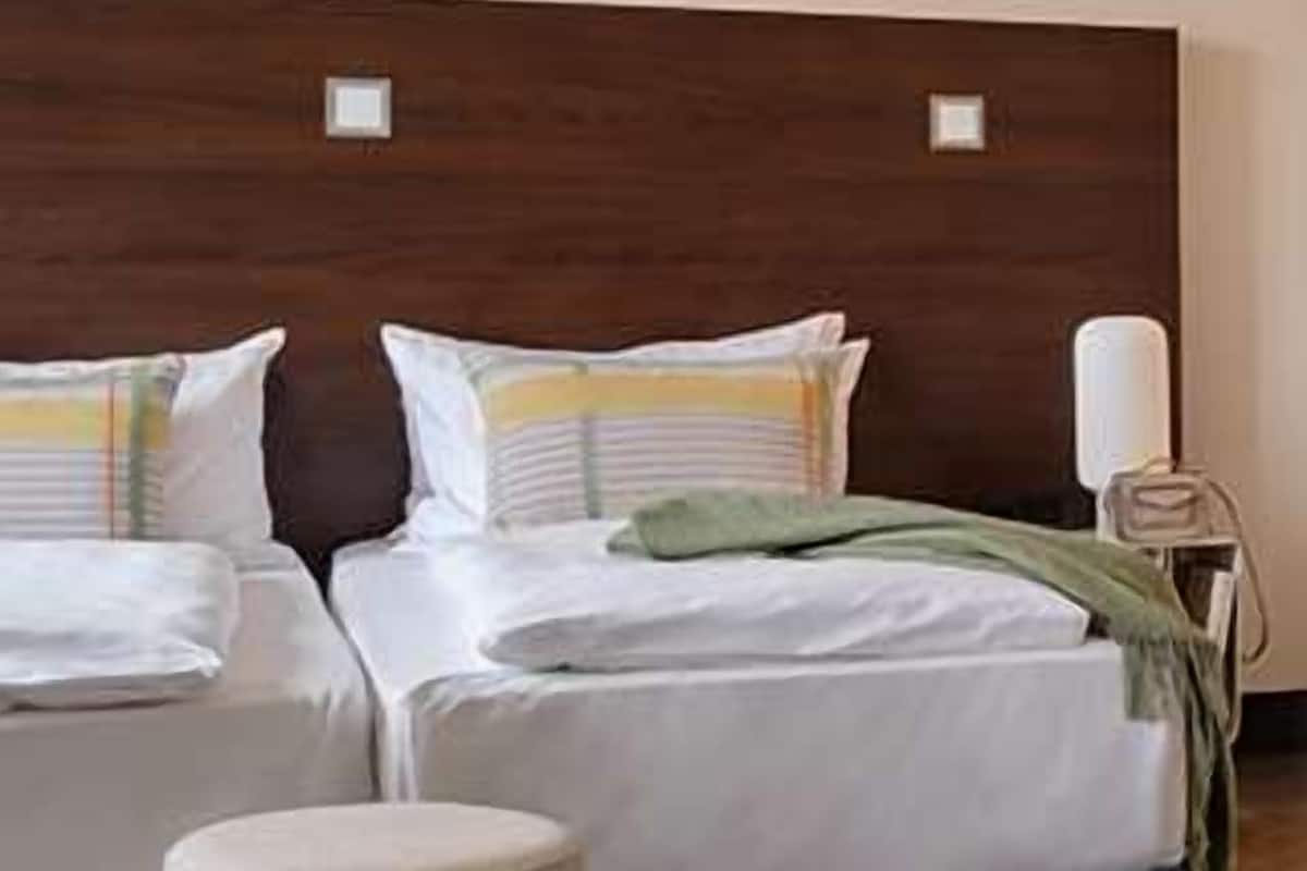 Habitación Confort con 2 camas individuales | 1 habitación y ropa de cama hipoalergénica