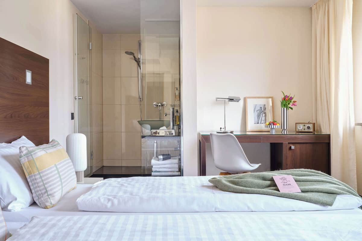 1 habitación y ropa de cama hipoalergénica