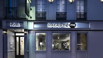 Front of property - evening/night