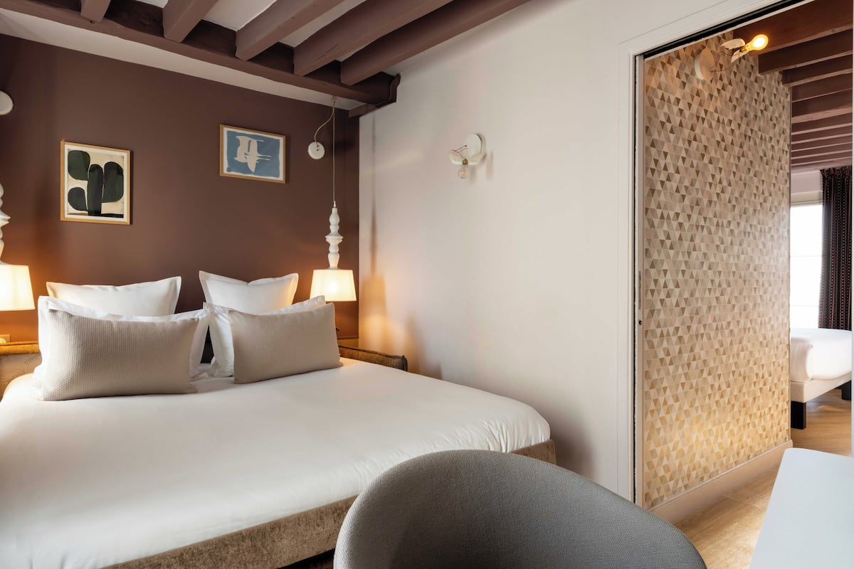 Junior Suite | Premium bedding, pillow-top beds, in-room safe, desk