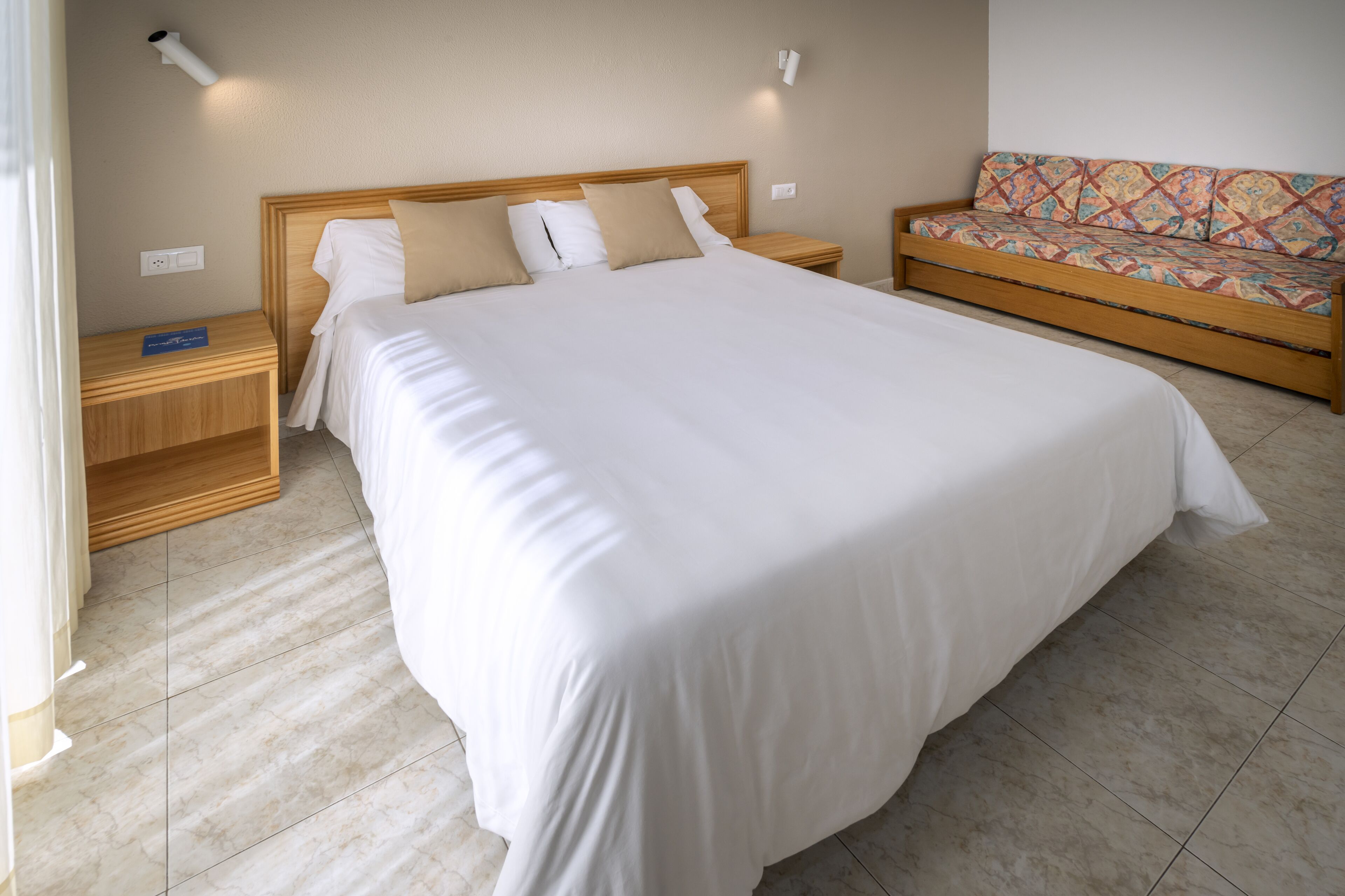Photo - Sorrabona Apartments