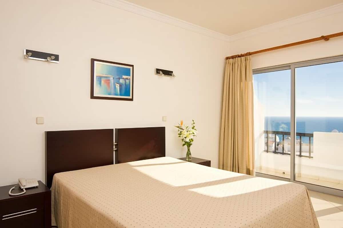 Apartment, 2 Bedrooms | In-room safe, blackout drapes, iron/ironing board (on request)