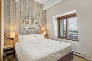 Deluxe Condo, 2 Bedrooms, Hot Tub (Chateau Chaumont 19) | Premium bedding, individually decorated, individually furnished - Chateau Chaumont & Dumont Condominiums by Frias (Aspen)