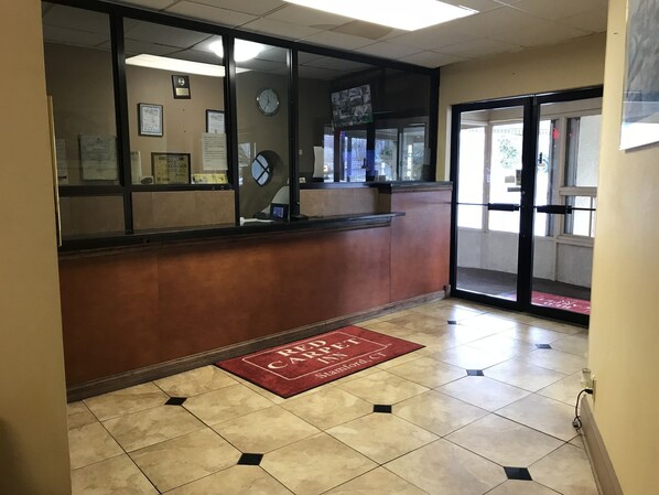 Lobby - Americas Best Value Inn (Fernley)