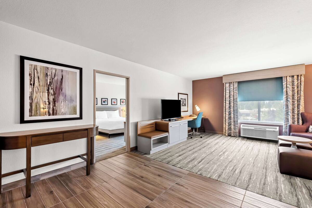 suite, 1 bedroom, accessible (roll-in shower) | living area | flat-screen tv