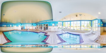 Una piscina techada