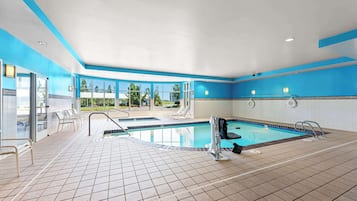 Indendørs pool