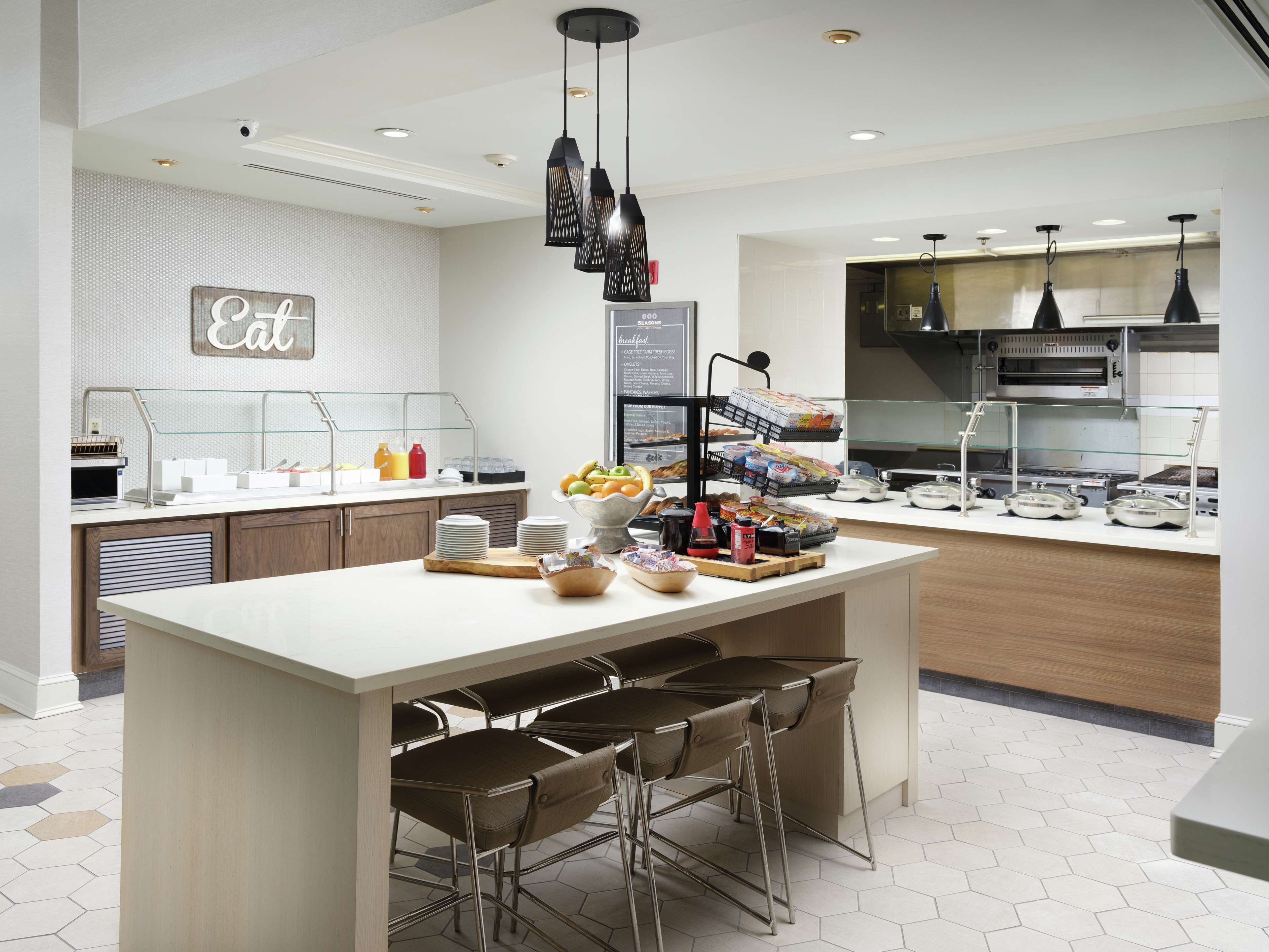 daily buffet breakfast (usd 16.95 per person)