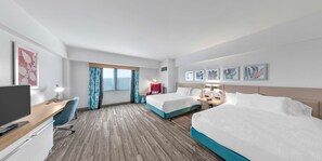 Desk, laptop workspace, iron/ironing board, free cots/infant beds - Hilton Garden Inn Ithaca (Ithaca)