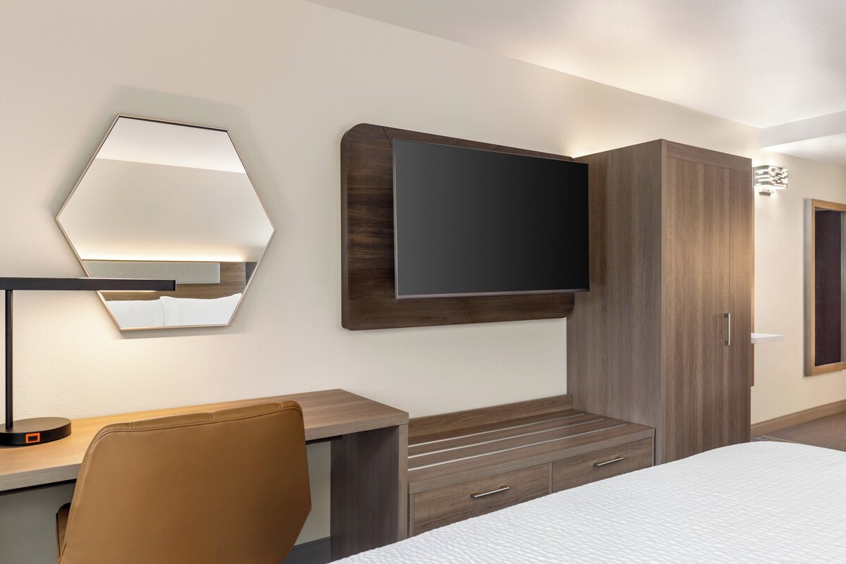 Standard Room, 2 Queen Beds | Desk, laptop workspace, blackout curtains, iron/ironing board