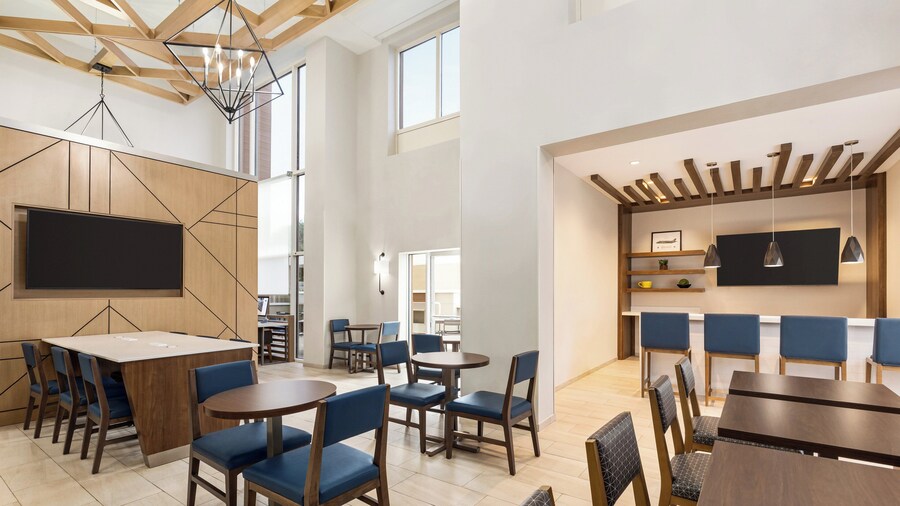 Holiday Inn Express & Suites Tuscaloosa-University by IHG