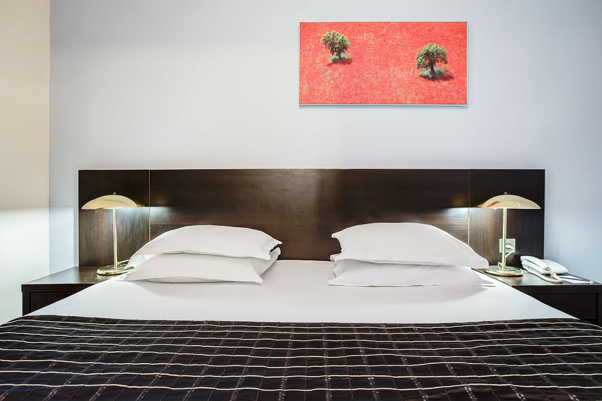 Classic Room | Soundproofing, free cribs/infant beds, free WiFi, bed sheets