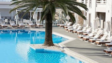 Indoor pool, seasonal outdoor pool, pool umbrellas, sun loungers