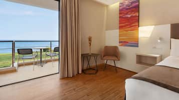 Premium bedding, down duvets, pillow-top beds, minibar