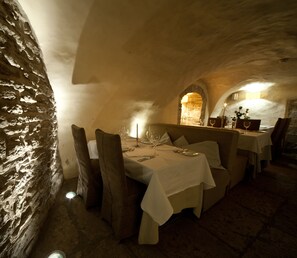 Dinner served - Merchants House Hotel (Tallinn)