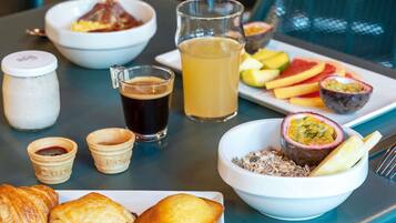 Daily continental breakfast for a fee