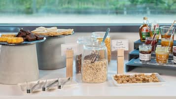Petit déjeuner continental (20.50 EUR par personne)