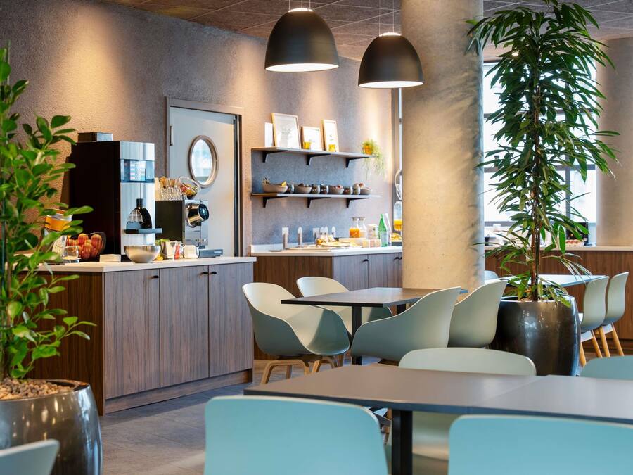 Daily continental breakfast for a fee