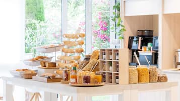 Desayuno continental todos los días (con cargo)