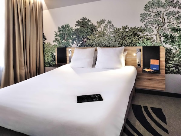 Ropa de cama de alta calidad, camas con efecto memoria y minibar